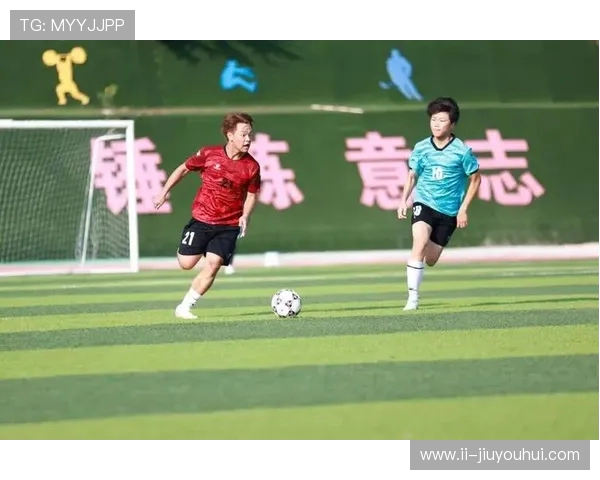 绿茵场上激情碰撞纵论世界足球风云与传奇瞬间